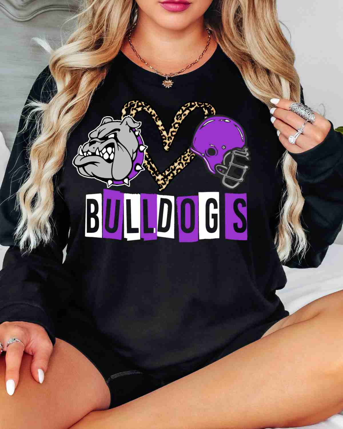 Bulldogs Heart Football Helmet DTF Transfer