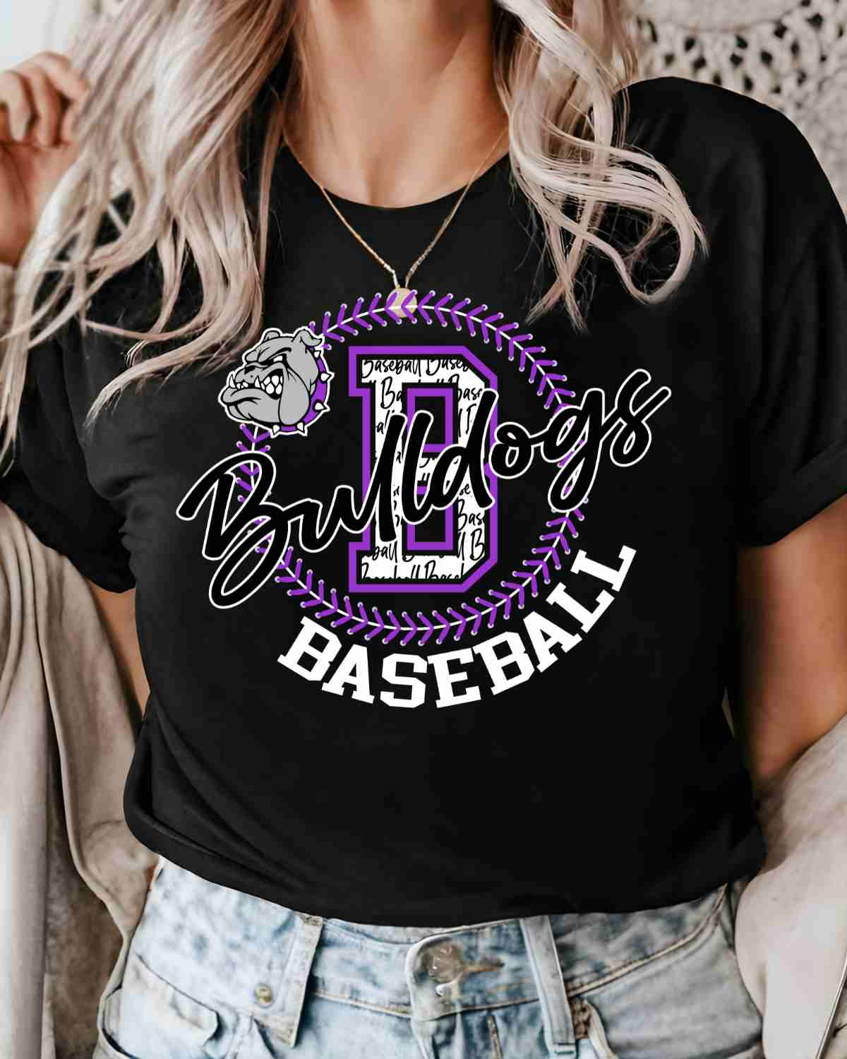 Bulldogs Baseball Laces Circle DTF Transfer