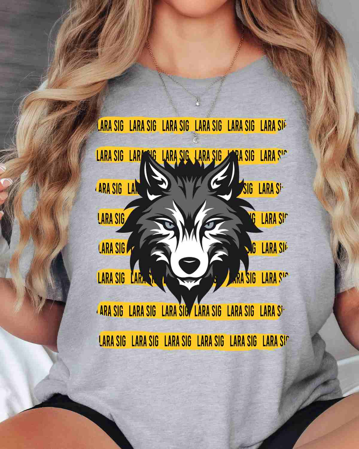 Lara Sig Wolves Stripes Logo DTF Transfer